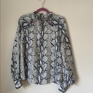 Animal printed key hole blouse